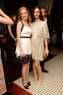 Jessica Chastain feet photo thumbnail