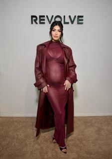 Megan Fox feet photo thumbnail
