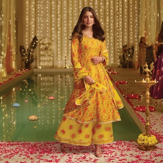 Anushka Sharma feet photo thumbnail