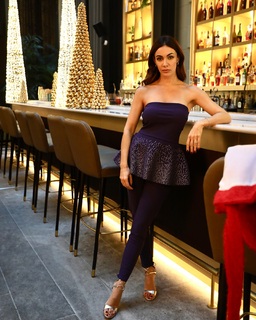 Melita Toniolo feet photo thumbnail