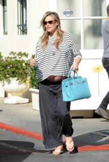 Molly Sims feet photo thumbnail