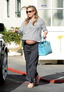 Molly Sims feet photo thumbnail