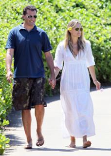 Molly Sims feet photo thumbnail