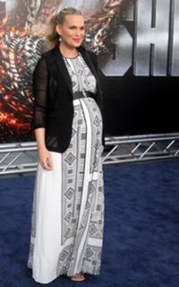 Molly Sims feet photo thumbnail