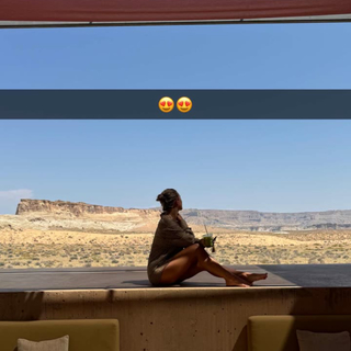 Katie Sigmond feet photo thumbnail