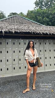 Zaira Nara feet photo thumbnail
