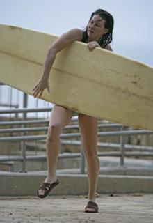 Evangeline Lilly feet photo thumbnail