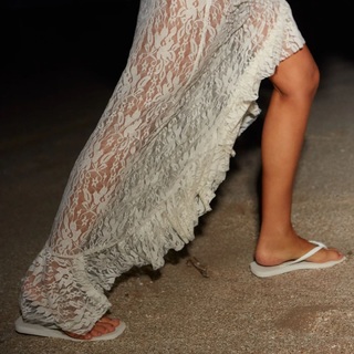 Zaira Nara feet photo thumbnail