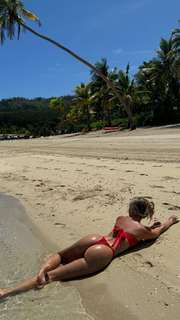 Corinna Kopf feet photo thumbnail