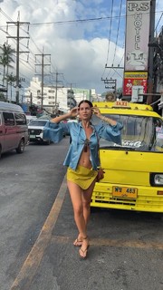 Zaira Nara feet photo thumbnail
