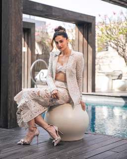 Taapsee Pannu feet photo thumbnail