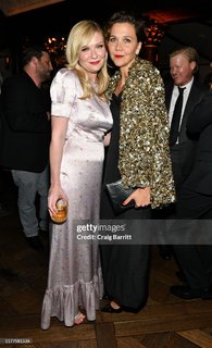 Kirsten Dunst feet photo thumbnail