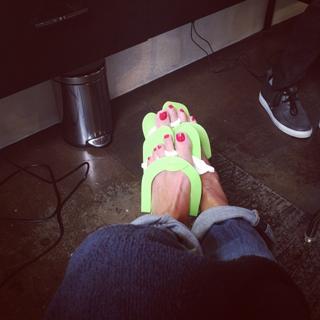 Kate Walsh feet photo thumbnail