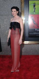 Julianna Margulies feet photo thumbnail