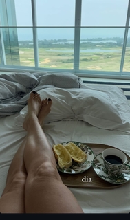 Flávia Alessandra feet photo thumbnail