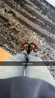 Corinna Kopf feet photo thumbnail