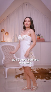 Larissa Manoela feet photo thumbnail