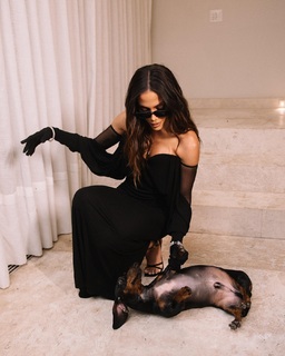 Anitta feet photo thumbnail