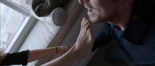 Natalie Portman feet photo thumbnail