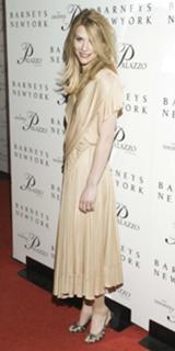 Claire Danes feet photo thumbnail