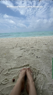 Hansika Motwani feet photo thumbnail