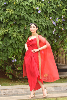 Tamannaah Bhatia feet photo thumbnail