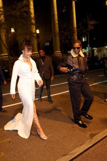 Rihanna feet photo thumbnail