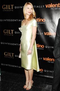 Claire Danes feet photo thumbnail