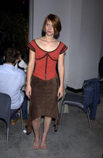 Claire Danes feet photo thumbnail