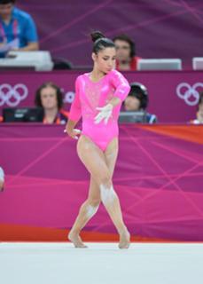 Aly Raisman feet photo thumbnail