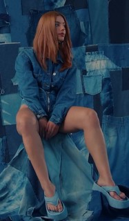 Giovanna Lancellotti feet photo thumbnail