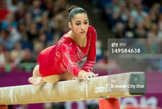 Aly Raisman feet photo thumbnail