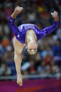 Aly Raisman feet photo thumbnail