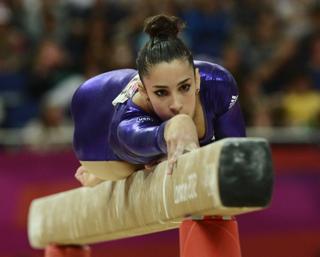 Aly Raisman feet photo thumbnail