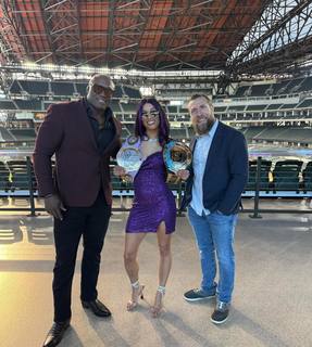Sasha Banks feet photo thumbnail