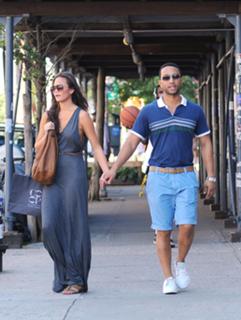 Chrissy Teigen feet photo thumbnail