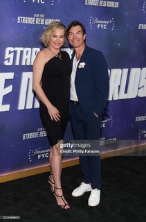 Rebecca Romijn feet photo 5