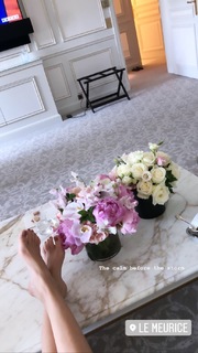 Camila Queiroz feet photo thumbnail