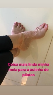 Franciely Freduzeski feet photo thumbnail