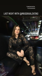 Camila Queiroz feet photo thumbnail