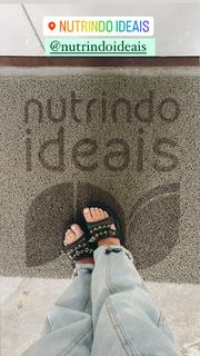 Giovanna Lancellotti feet photo thumbnail