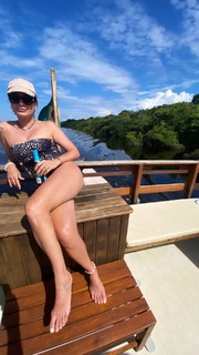 Flávia Alessandra feet photo thumbnail