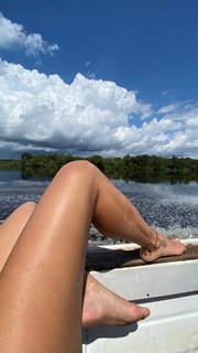 Flávia Alessandra feet photo thumbnail