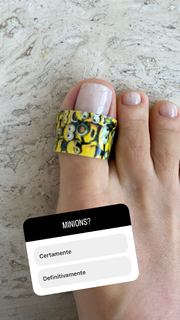 Flávia Alessandra feet photo thumbnail