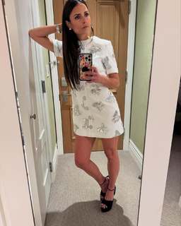 Jordana Brewster feet photo thumbnail