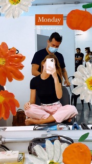 Marina Ruy Barbosa feet photo thumbnail