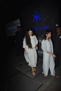 Shraddha Kapoor feet photo thumbnail