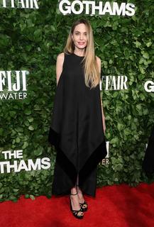 Angelina Jolie feet photo 4