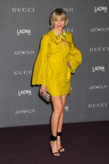 Cameron Diaz feet photo thumbnail
