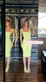 Marina Ruy Barbosa feet photo thumbnail